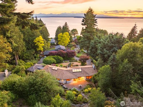 1031 Nw Elford Dr, Seattle, WA, 98177-4126 | Card Image