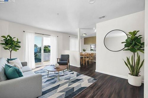 apt-g-920 Elgin St, San Lorenzo, CA, 94580-1273 | Card Image