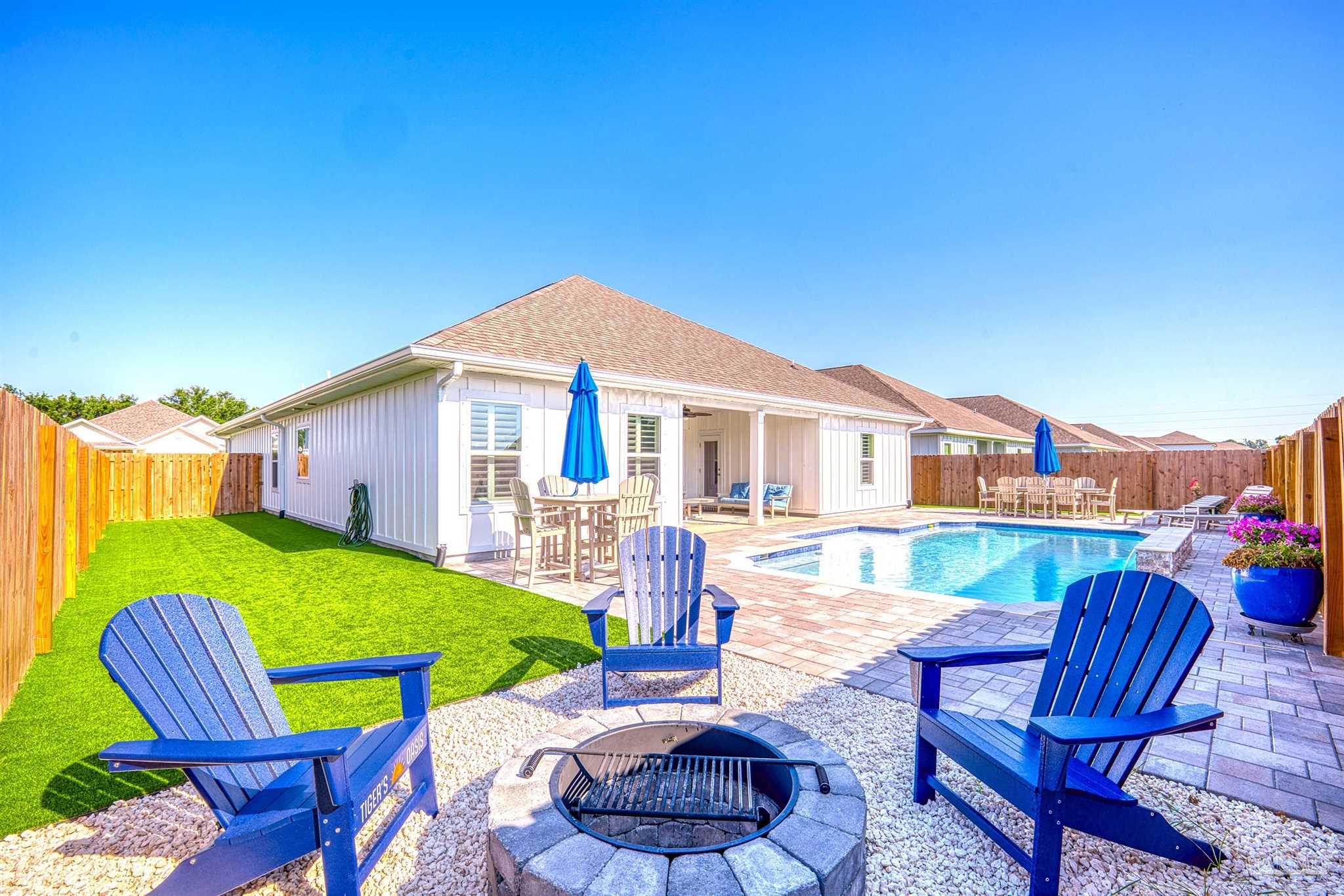 Sea Grove Ct, Gulf Breeze, FL 32563