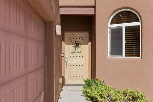 1568 Shalako Way, Santa Fe, NM, 87507-4016 | Card Image