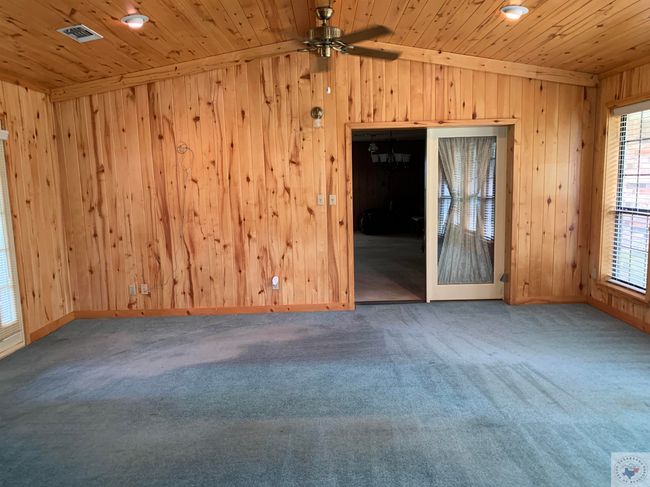 318 W Cypress St, House other with 3 bedrooms, 2 bathrooms and null parking in Bloomburg TX | Image 24