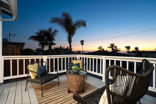 1467 Froude St, San Diego, CA, 92107-3852 | Card Image