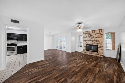 7335 Antoine Dr, Houston, TX, 77088-7232 | Card Image