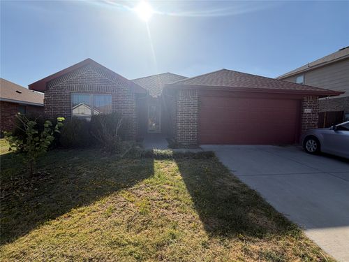 2837 Mesquite Road, Fort Worth, TX, 76111 | Card Image