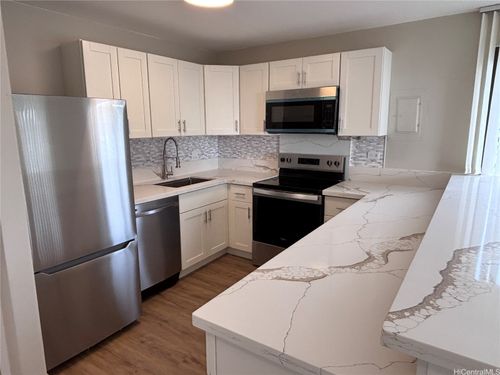 apt-1102-2140 Kuhio Ave, Honolulu, HI, 96815-2309 | Card Image