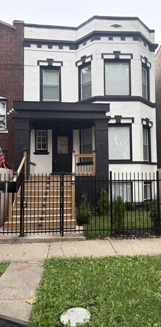Residential Income in Chicago