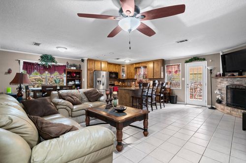 113 Hillendale Dr, Livingston, TX, 77351-4007 | Card Image