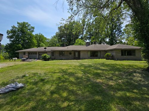 1490 Raleigh Rd, Raleigh, IL, 62977-1501 | Card Image