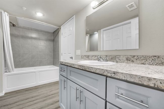APT-201 - 6108 Abrams Rd, Condo with 2 bedrooms, 1 bathrooms and null parking in Dallas TX | Image 8