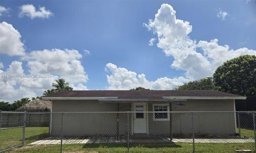 2-20891 Sw 244th St, Homestead, FL, 33031-3642 | Card Image
