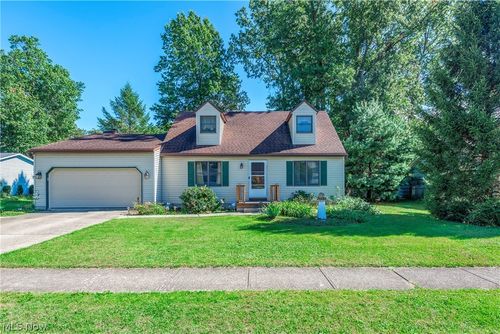 685 Guilford Rd, Vermilion, OH, 44089-2348 | Card Image