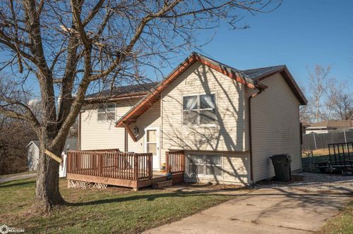 8 Crestview Dr, Keokuk, IA, 52632-2849 | Card Image