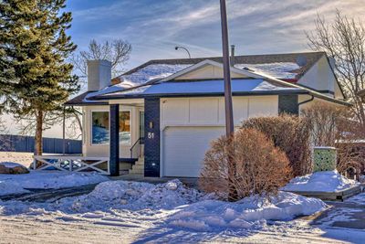 51 Edenwold Cres Nw, House detached with 5 bedrooms, 3 bathrooms and 2 parking in Calgary AB | Image 2