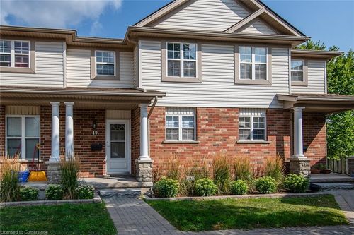 19-400 Wilson Ave, Kitchener, ON, N2C2S1 | Card Image