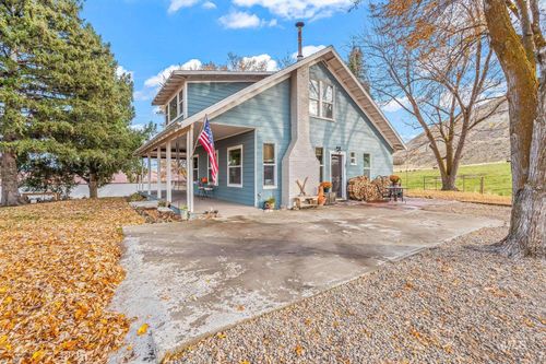 3684 W South Slope Rd, Emmett, ID, 83617-8809 | Card Image