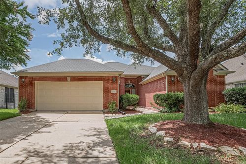 3118 Emory Oak Ln, Pearland, TX, 77584-7774 | Card Image