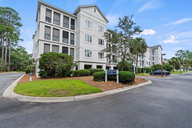 3309 TidePointe is located in the 301 Building which has under-building parking and elevator service to all floors. | Image 4