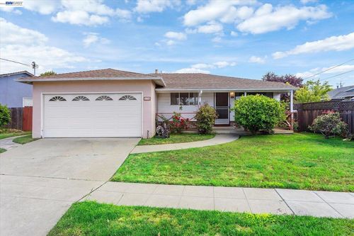 26350 Stryker St, Hayward, CA, 94545 | Card Image