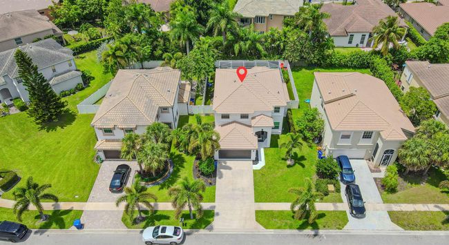 2738 Misty Oaks Circle Royal Circle, House other with 4 bedrooms, 3 bathrooms and null parking in Royal Palm Beach FL | Image 59