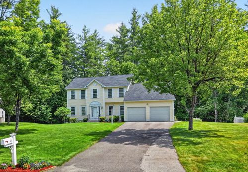 23 Tumble Rd, Bedford, NH, 03110-5651 | Card Image