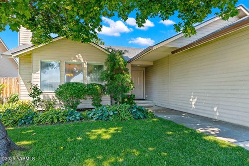 315 S 76th Ave, Yakima, WA, 98908-4110 | Card Image