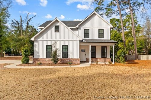 105 Tamarisk Ln, Pinehurst, NC, 28374-8303 | Card Image