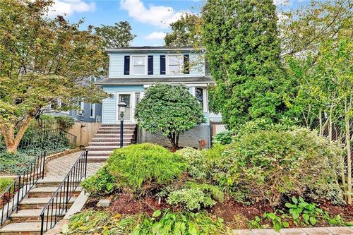 30 E Buchanan St, Staten Island, NY, 10301-1302 | Card Image