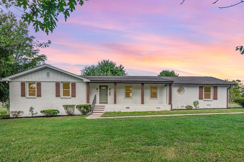 231 S Palmers Chapel Rd, Cottontown, TN, 37048-5104 | Card Image