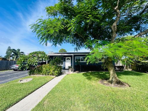 1020 S 14th Ct, Lantana, FL, 33462-4112 | Card Image