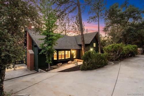 8648 Valley View Trl, Pine Valley, CA, 91962-4073 | Card Image