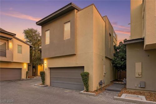 11399 Gravitation Dr, Las Vegas, NV, 89135-3411 | Card Image