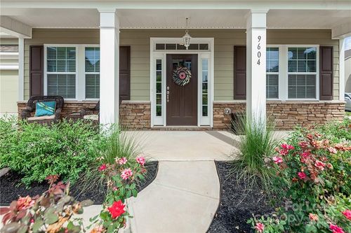 9604 Rayneridge Dr, Huntersville, NC, 28078-7668 | Card Image