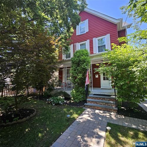 330 Main St, Ridgefield Park, NJ, 07660-1207 | Card Image