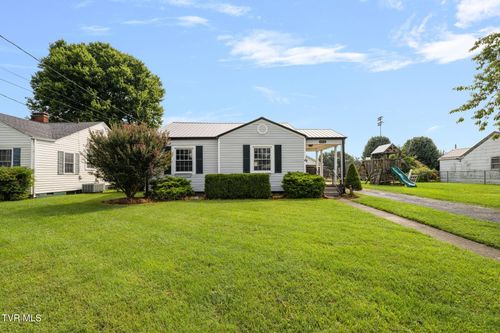 408 Holly Lane, Elizabethton, TN, 37643 | Card Image