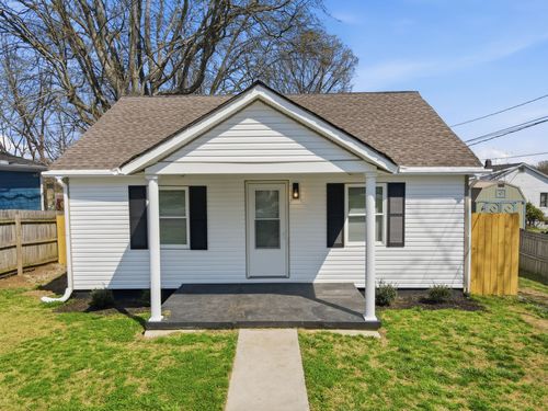319 E 17th St, Columbia, TN, 38401-4154 | Card Image