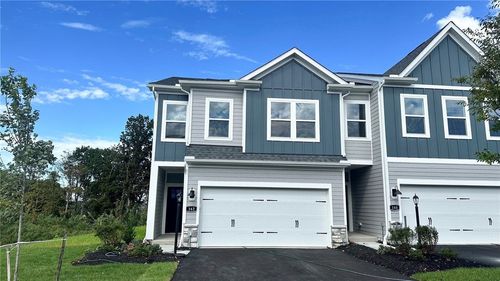 162 River Ridge Dr, Coraopolis, PA, 15108-8905 | Card Image