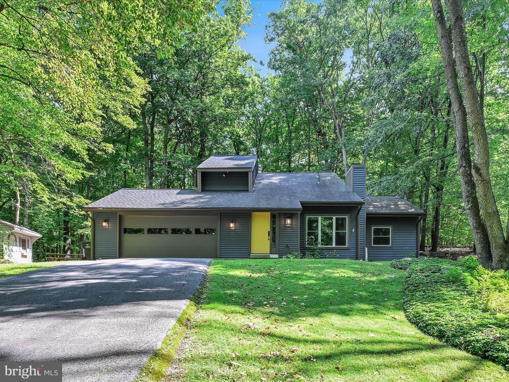Oakbrook Ct, Birdsboro, PA 19508