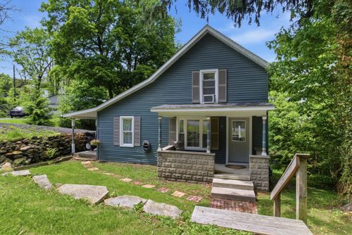 10 6th St, Brookville, PA, 15825-1503 | Card Image