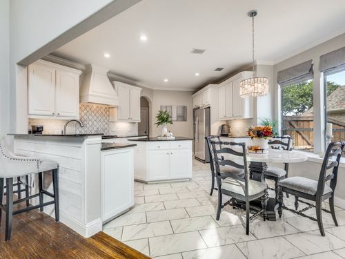 2806 Spring Oaks Dr, Highland Village, TX, 75077-3209 | Card Image