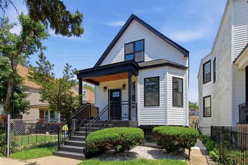 7213 S Morgan St, Chicago, IL, 60621-1042 | Card Image