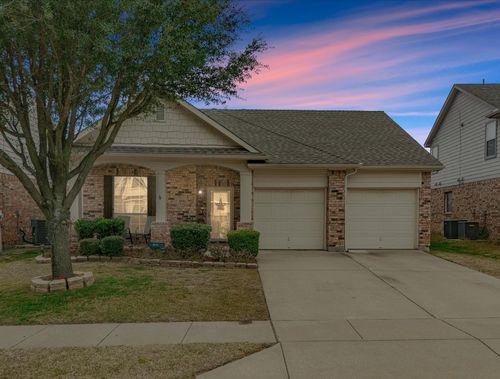 10981 Hawks Landing Rd, Haslet, TX, 76052-5188 | Card Image