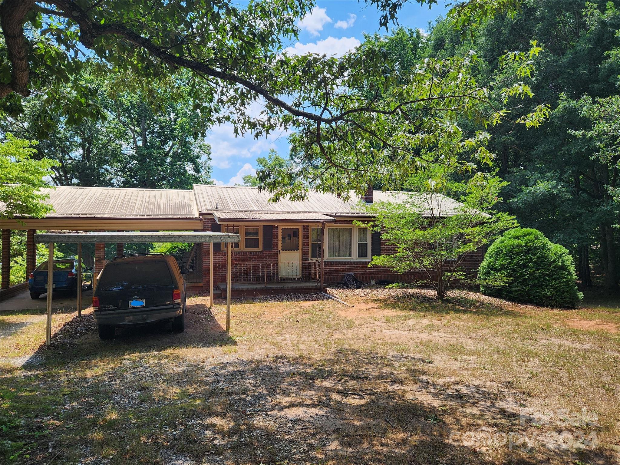 4th Street Dr, Conover, NC 28613