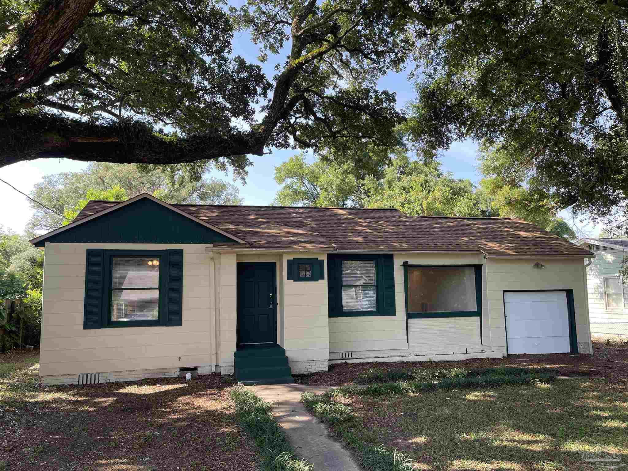 Wilson Ave, Pensacola, FL 32507