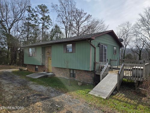 200 Sunset Ln, Harriman, TN, 37748-5430 | Card Image