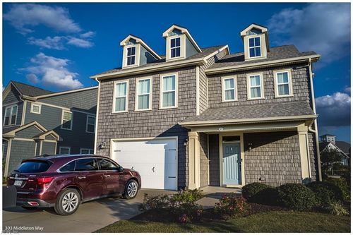 303 Middleton Way, Chesapeake, VA, 23322-4452 | Card Image