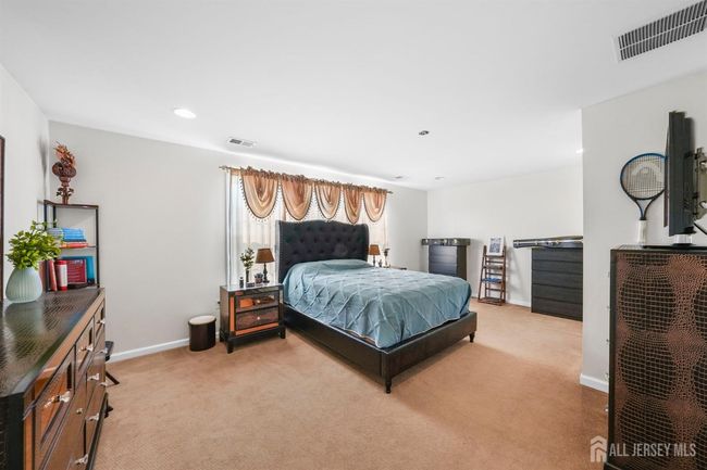 9 Caladium Ct, House other with 5 bedrooms, 3 bathrooms and null parking in Piscataway NJ | Image 22