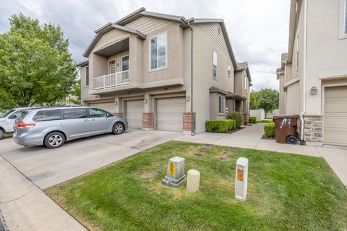 619 Canterbury Ln, North Salt Lake, UT, 84054-6092 | Card Image
