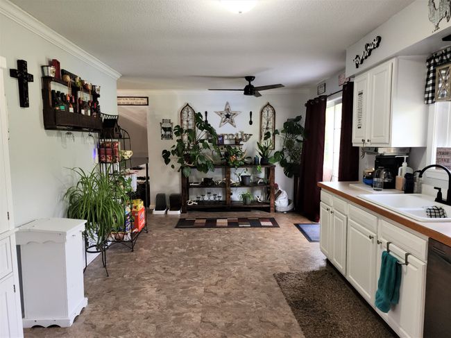 9040 River Grove Rd, House other with 3 bedrooms, 2 bathrooms and null parking in Flushing MI | Image 10