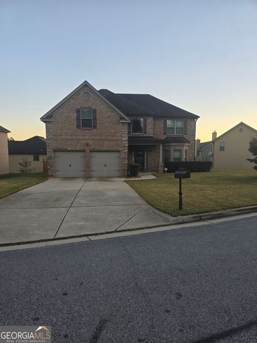 8722 Puett Dr, Douglasville, GA, 30135-7549 | Card Image