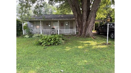 705 North St, Attica, IN, 47918-1004 | Card Image